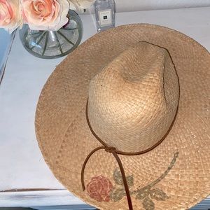 Brixton new with tags straw hat with rose 🌹